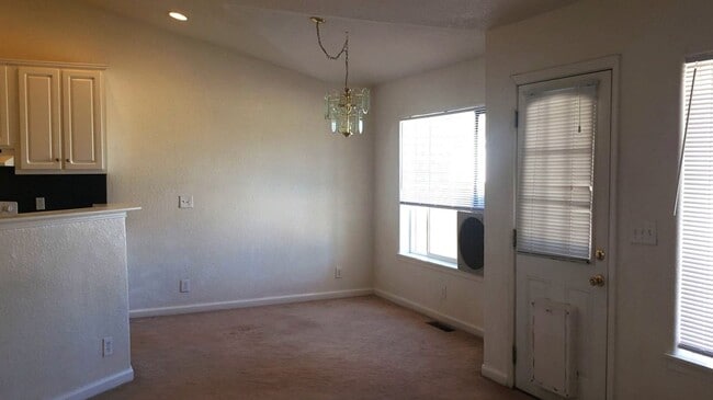 Building Photo - 3 bedroom home in Mason Valley's  Walker R...