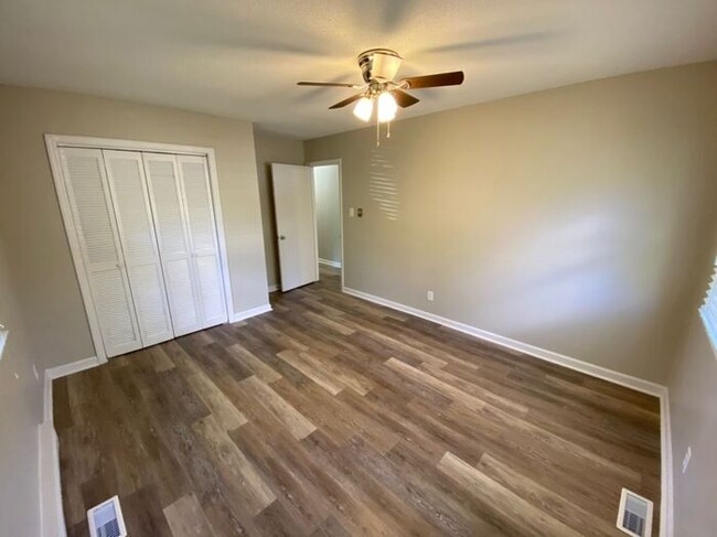 Building Photo - Remodeled 3Bed/2Bath home in Durham