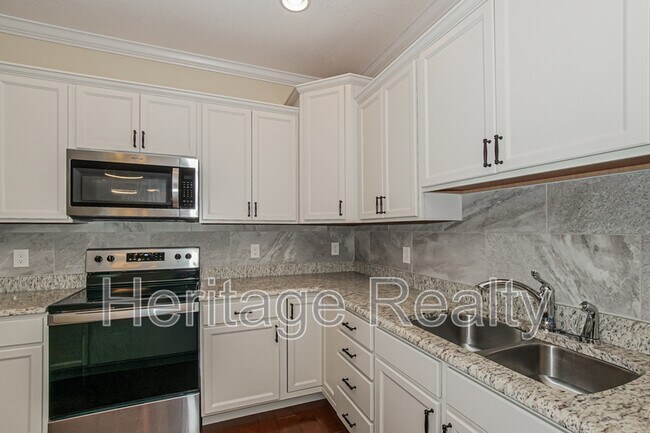 Building Photo - 1430 Remington Grove Ln