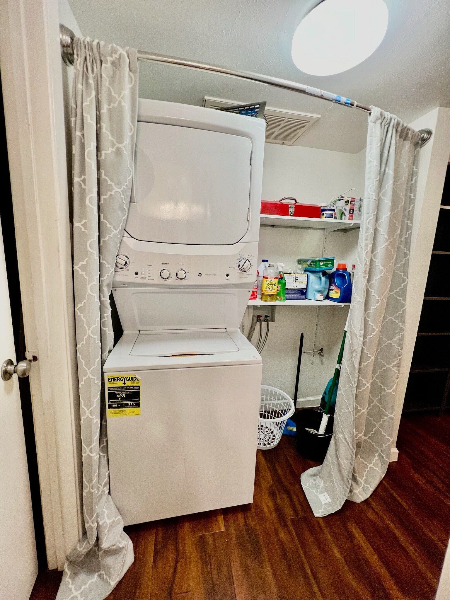 Washer/Dryer - 6081 Milton St