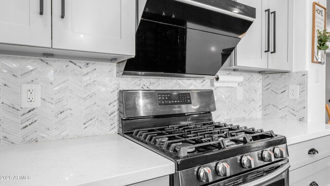 Building Photo - 25084 N 68th Ave