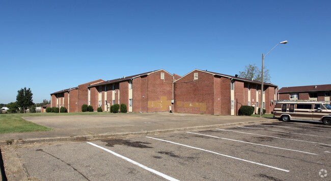 Sunset Plaza Apartments - Jackson, MS | Apartment Finder