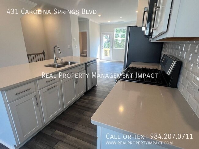 Building Photo - 431 Carolina Spgs Blvd