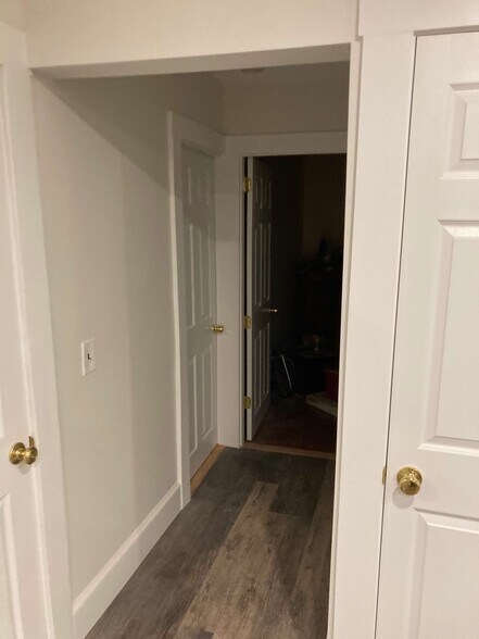 Building Photo - 629 Wood St