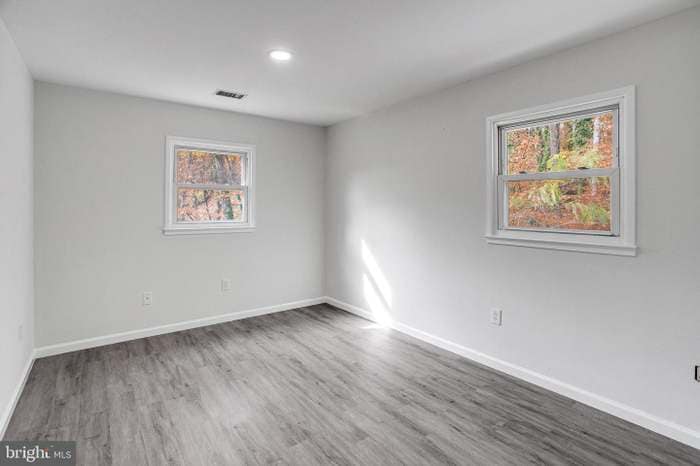 Building Photo - 3412 N Beaumont Rd