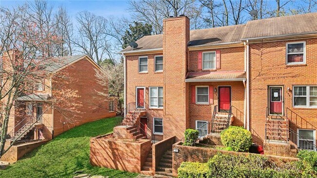 Building Photo - 140 Davis Mill Ct