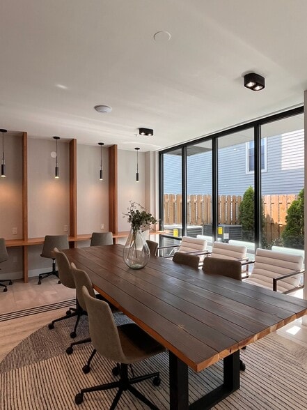 Building Photo - 324 Arlington Ave