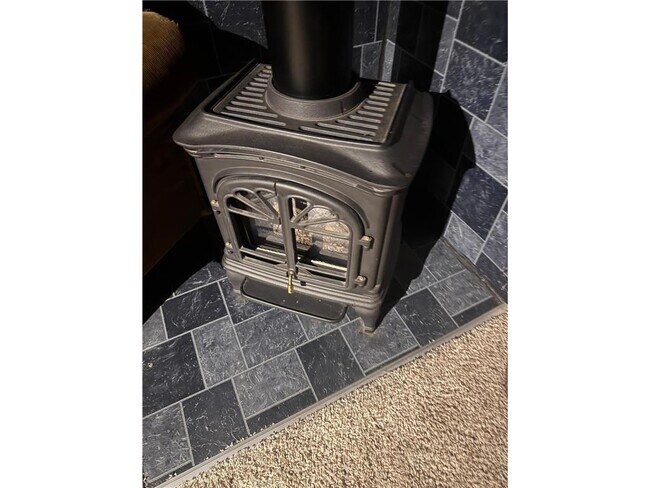 Building Photo - 1464 W Minnehaha Ave