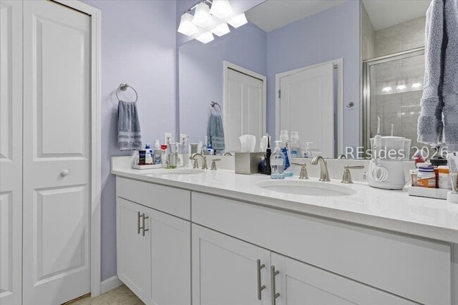 Building Photo - 196 Treasure Past Wy