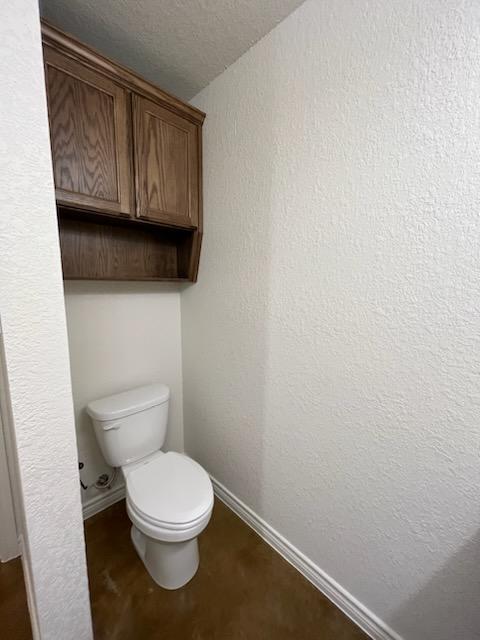 Building Photo - 2320 Osage Rd