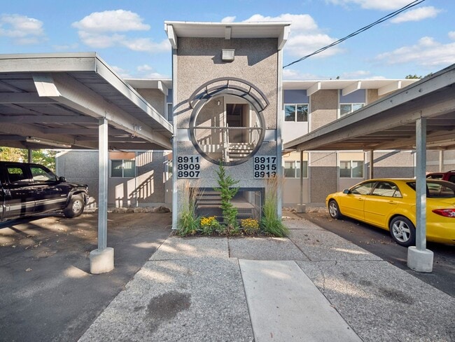 Building Photo - RENOVATED 2BD/1BA MILLWOOD APARTMENT | A/C | COVERED PARKING | PET FRIENDLY | AVAIL UPON REQUEST