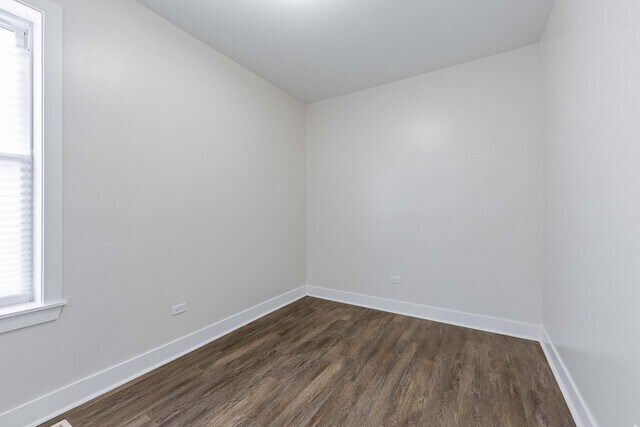 Building Photo - 6527 S Marshfield Ave