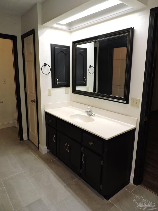 Building Photo - 3223 Windmill Cir