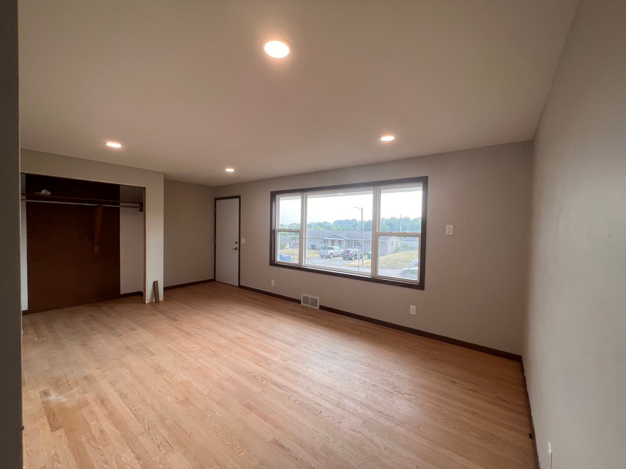 Building Photo - 110 Ridge Dr