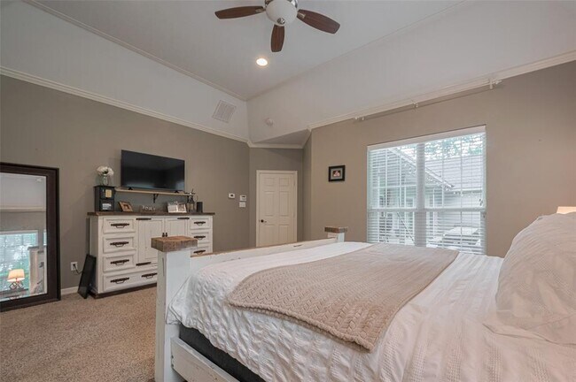 Building Photo - 9072 Grand Lake Estates Dr