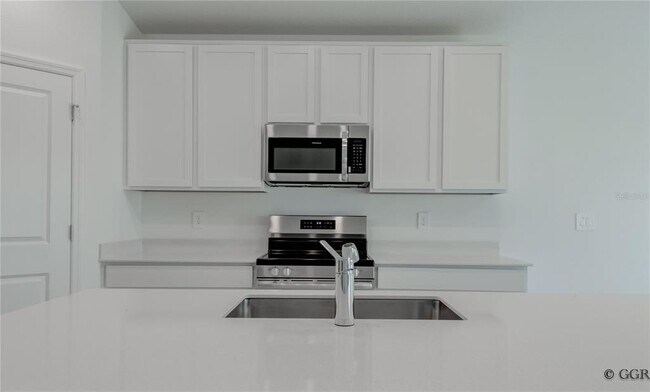 Building Photo - 4840 Edensbridge Ln