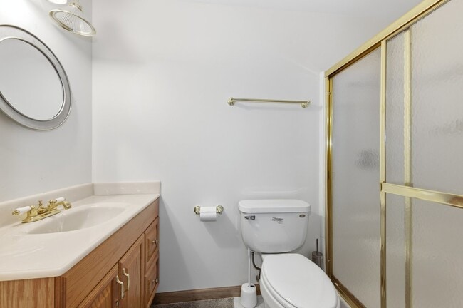 Building Photo - 912 Stonebridge Way