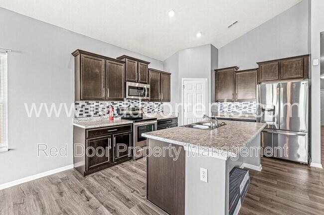 Building Photo - 4920 Penoyer Ln
