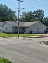 Building Photo - 609 N Washington St