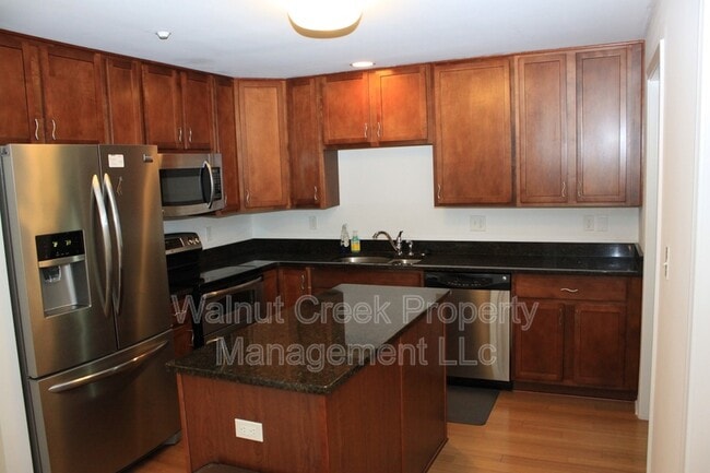 Building Photo - 7405 Battery Park Blvd