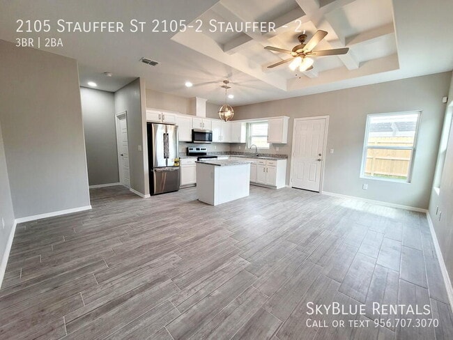 Building Photo - 2105 Stauffers St