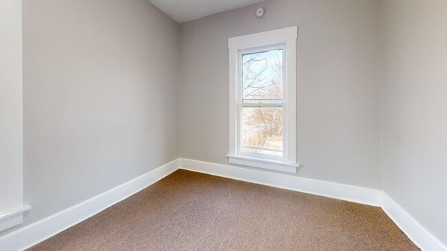 Building Photo - Beautifully Renovated 3-Bedroom Home in NE Canton