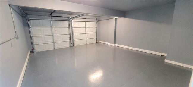 Building Photo - 4672 Heatherbrook Ln