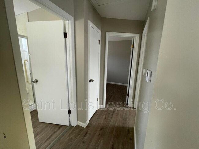 Building Photo - 1657 Ventnor Pl
