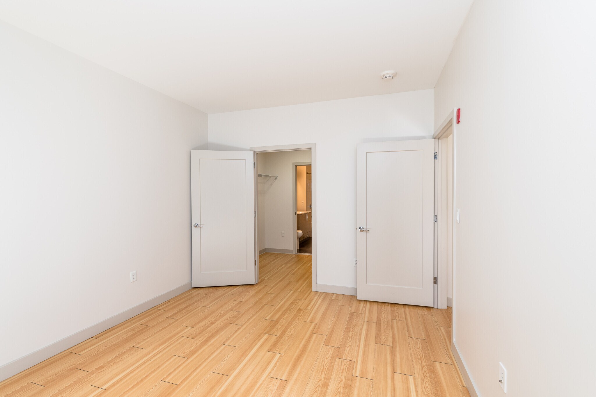 Building Photo - 320 D St