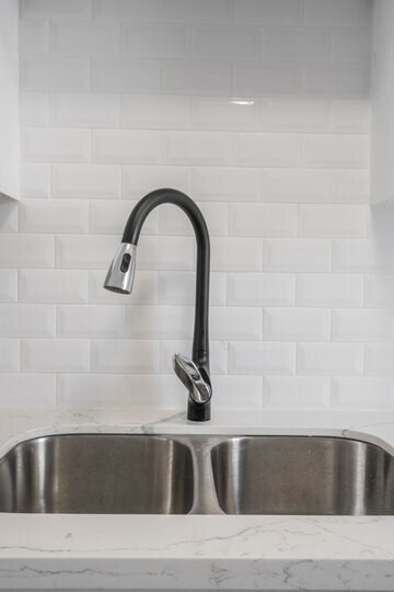 Building Photo - 928 Postoffice St