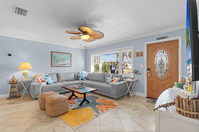 Building Photo - 284 44th Ave