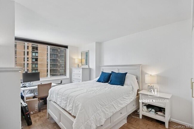 Building Photo - 4-74 48th Avenue Unit 21-E