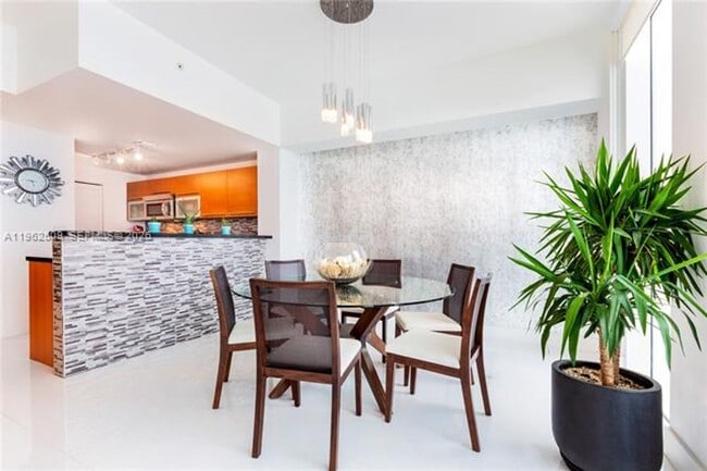 Building Photo - 244 Biscayne Blvd