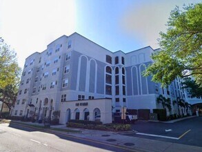 Building Photo - Urban living at its best – 2Bedroooms / 2Baths condo at Grande Downtown Orlando!