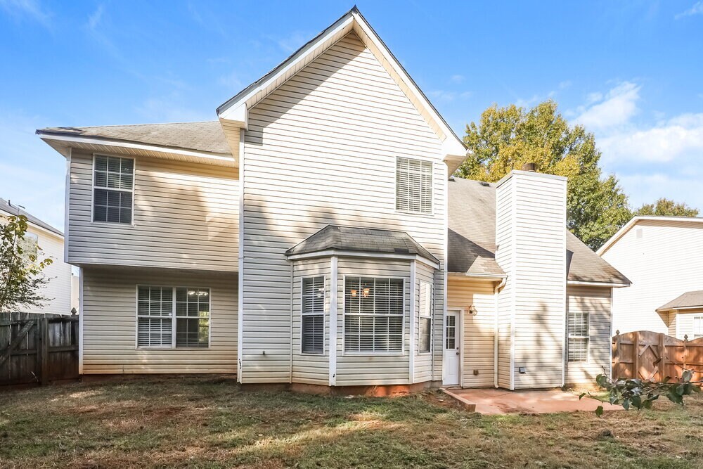 Building Photo - 275 Vaness Dr