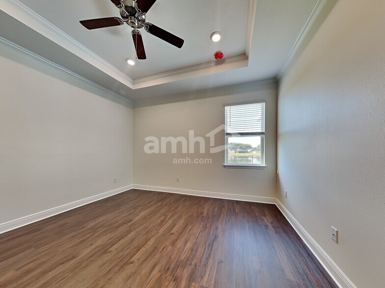 Building Photo - 27600 St Andrews Ave