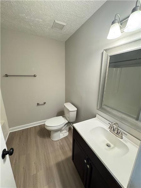 Building Photo - 426 Piercefield Dr