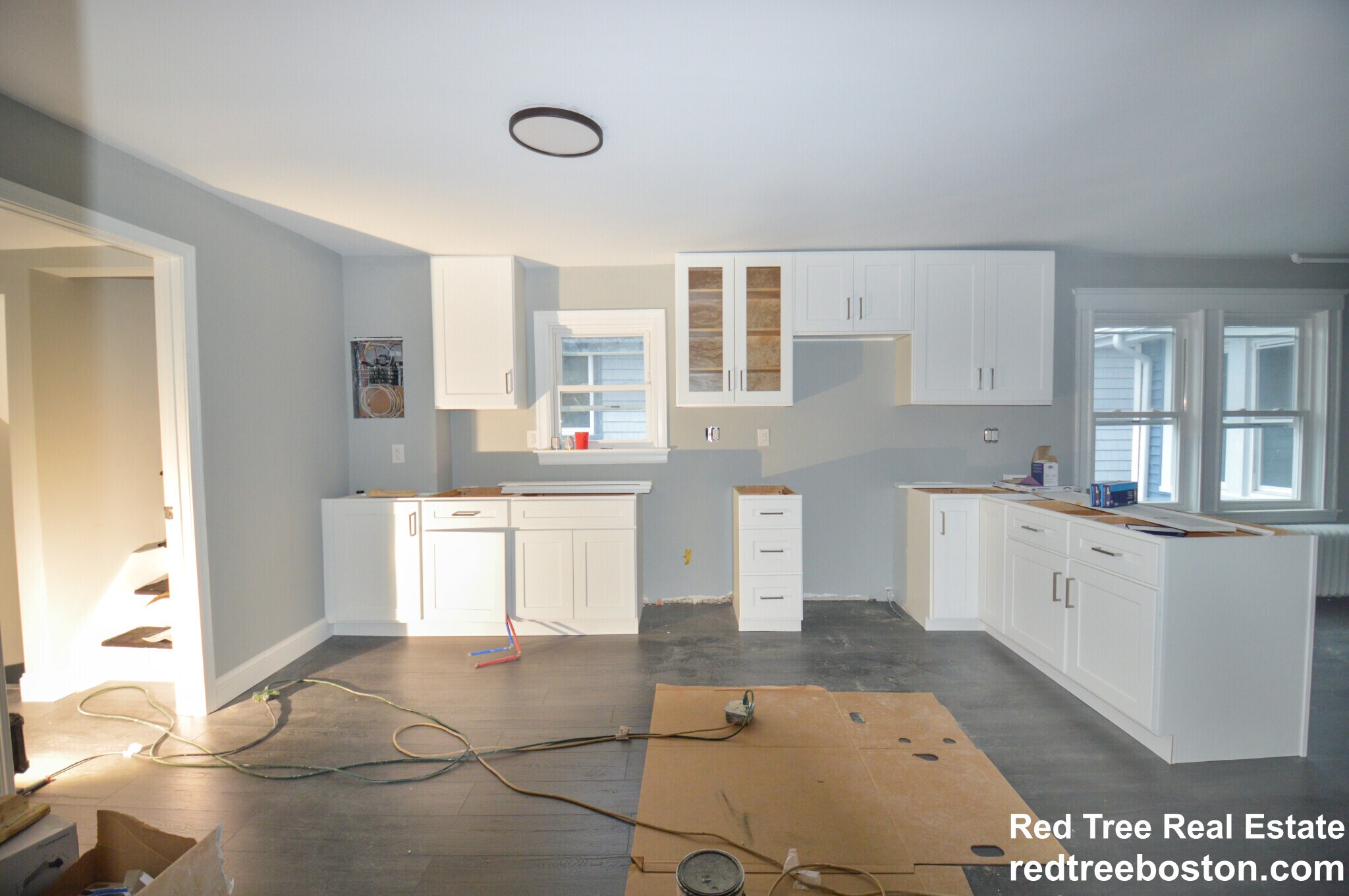 Building Photo - 158 Hillside St