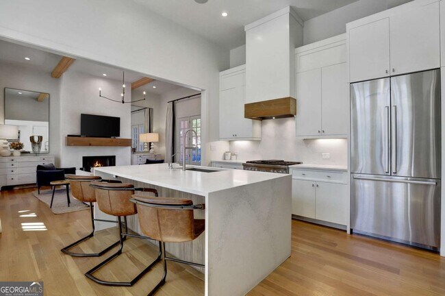 Building Photo - 118 Gainey Ln