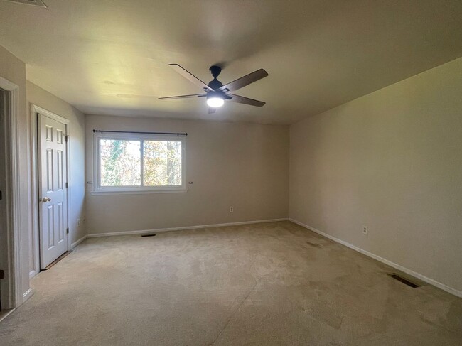 Building Photo - 5428 Long Boat Ct