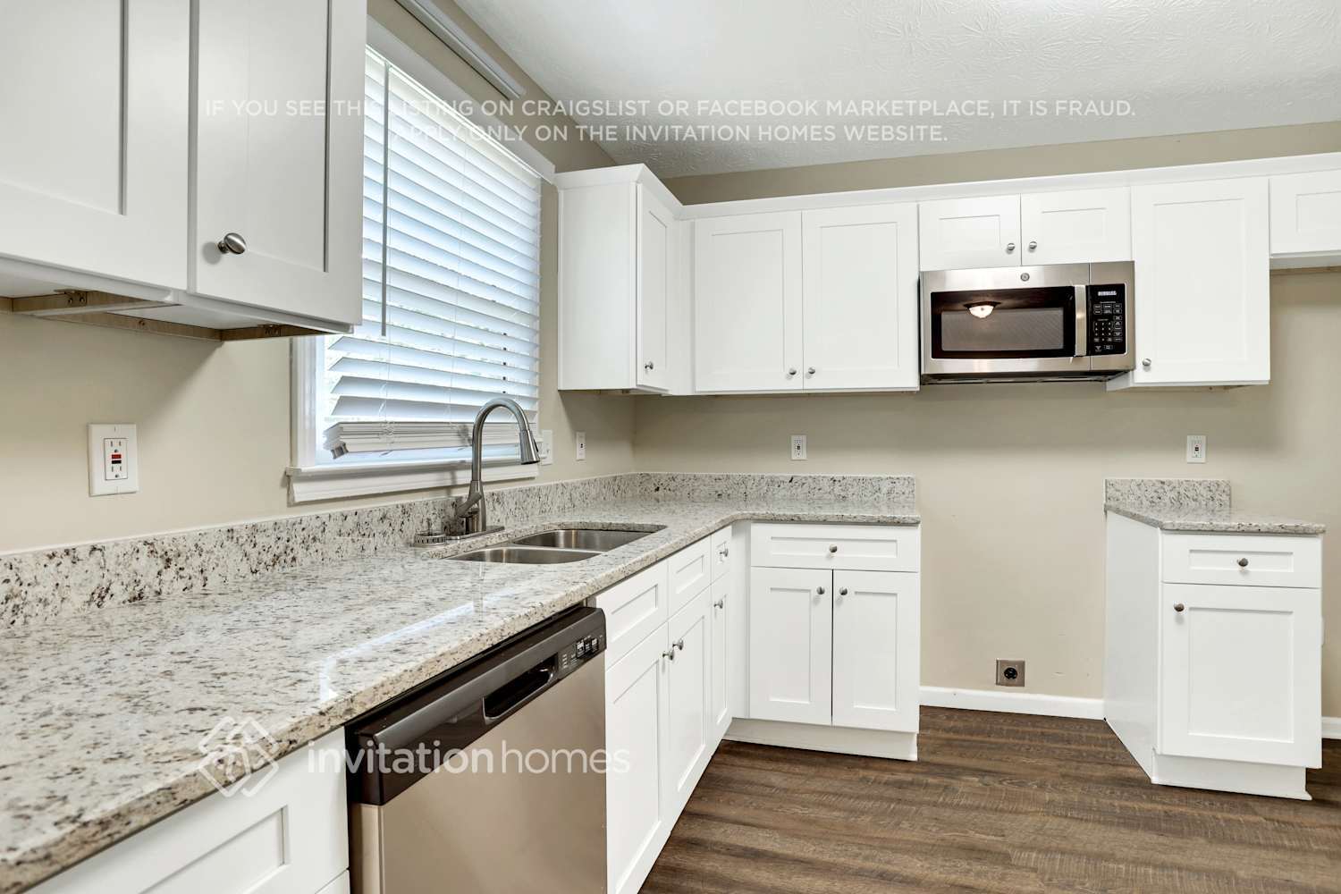 Building Photo - 2052 Marbut Ln