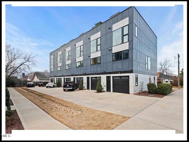 Building Photo - 712 E Edenton St