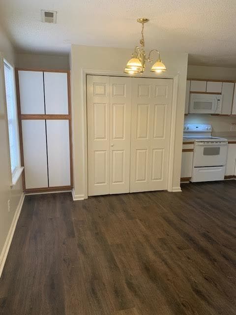 Building Photo - 4205 Williamsbrook Ln