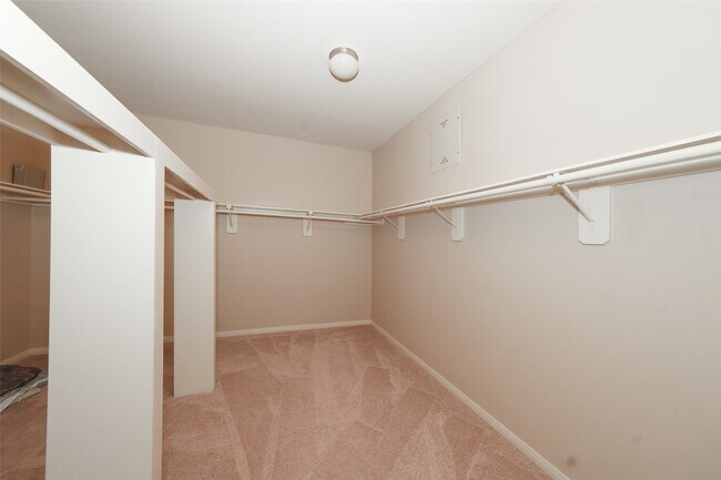 Building Photo - 4415 Eden Point Ln