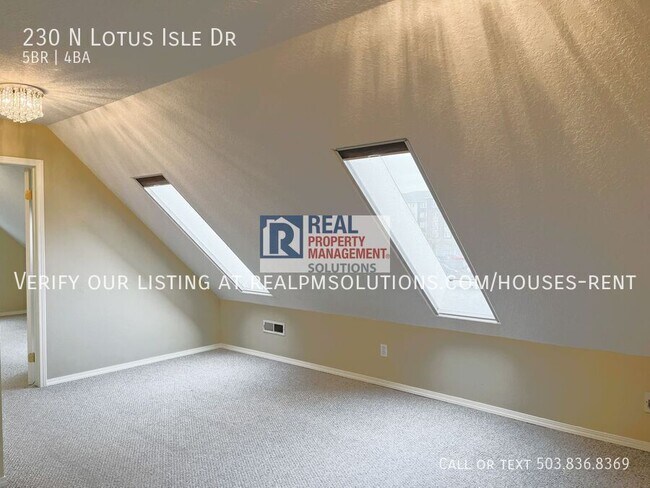 Building Photo - 230 N Lotus Isle Dr