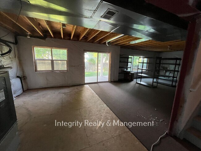 Building Photo - 9262 Melborne Ct