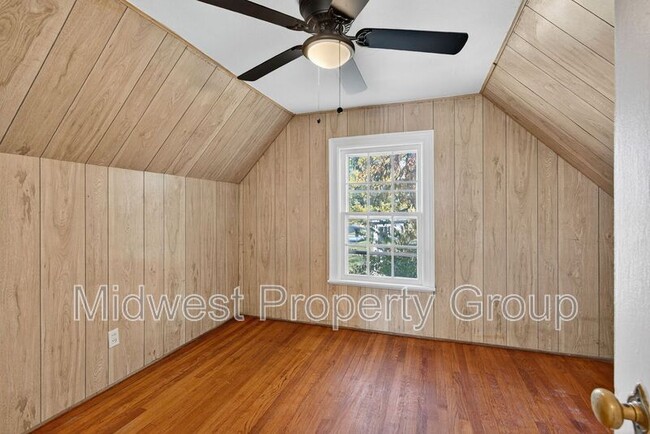 Building Photo - 46 N Harvey Ave