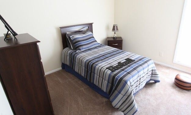 Bedroom - 2600 Old Hapeville Rd
