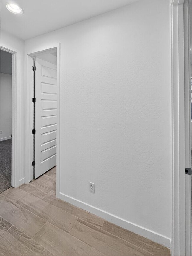 Building Photo - New Home at Wester Gardens! 4 Bedroom 3 Bathrooms!