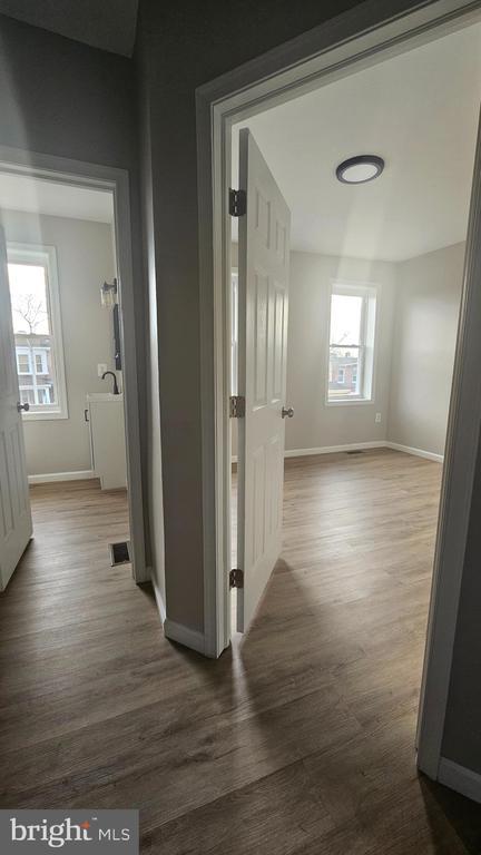 Building Photo - 3034 Arunah Ave